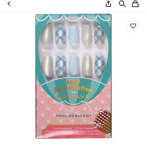 REVOLVE Cloud & Plaid Press-On Nail Kit - Blue, White & Silver
